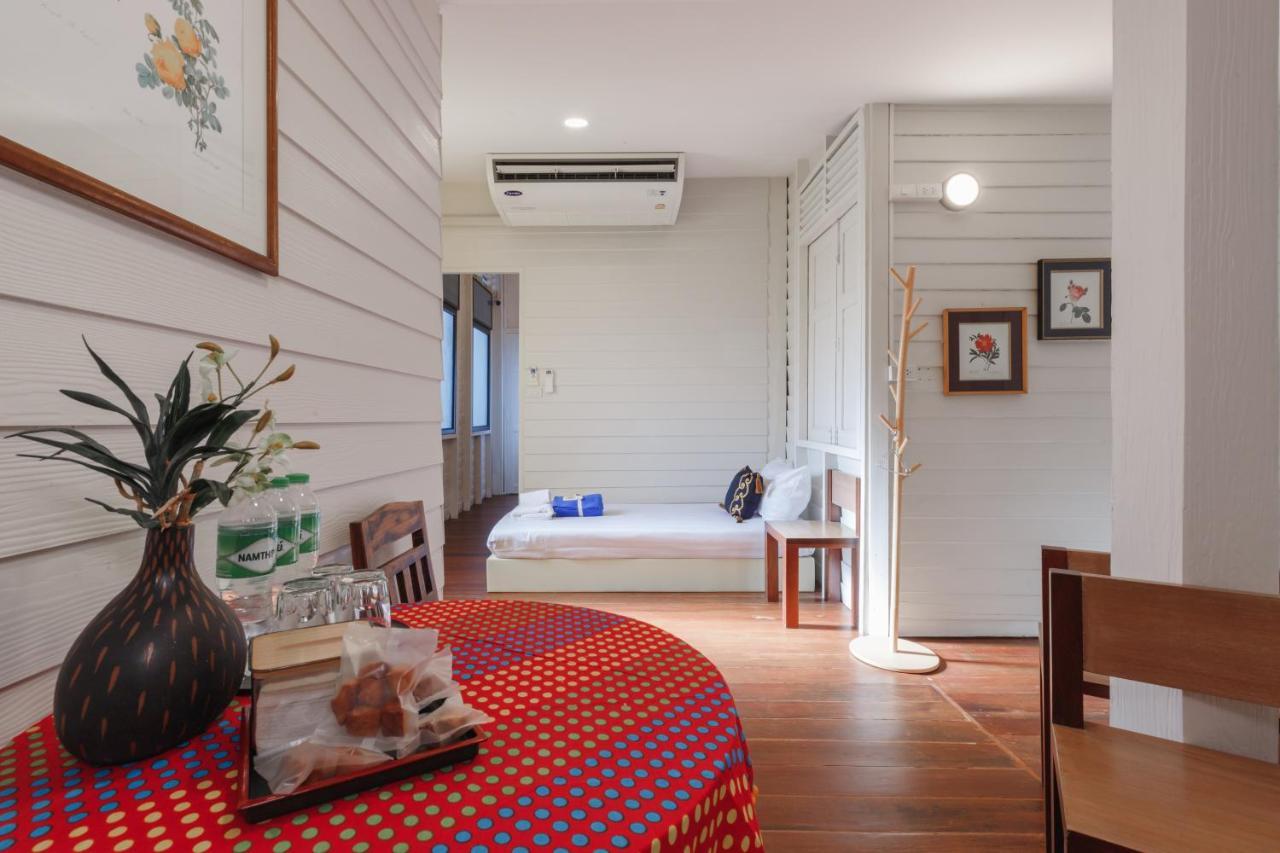 Хостел Ilili House Чиангмай Экстерьер фото