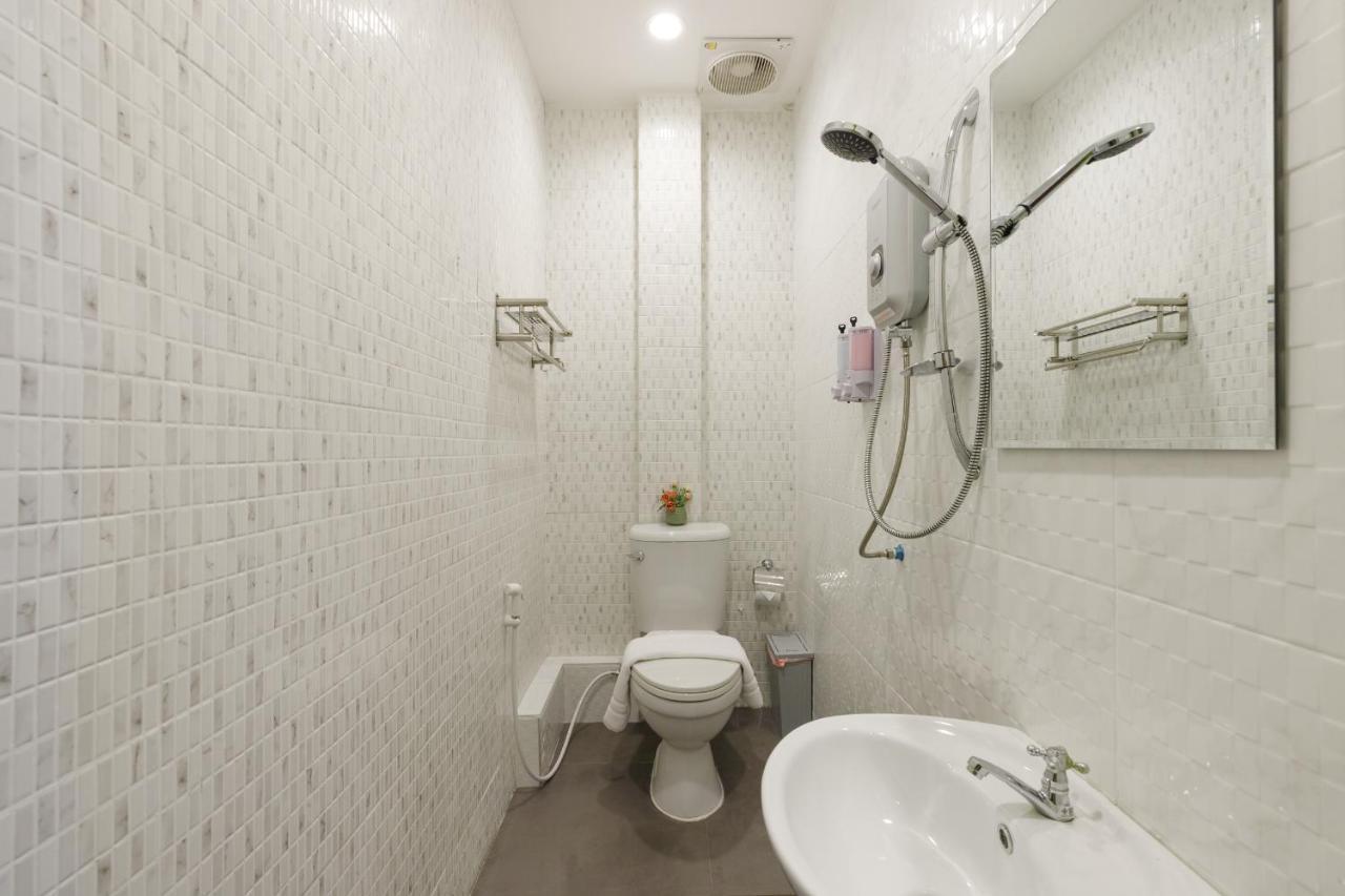 Хостел Ilili House Чиангмай Экстерьер фото
