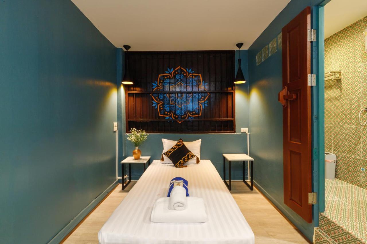 Хостел Ilili House Чиангмай Экстерьер фото