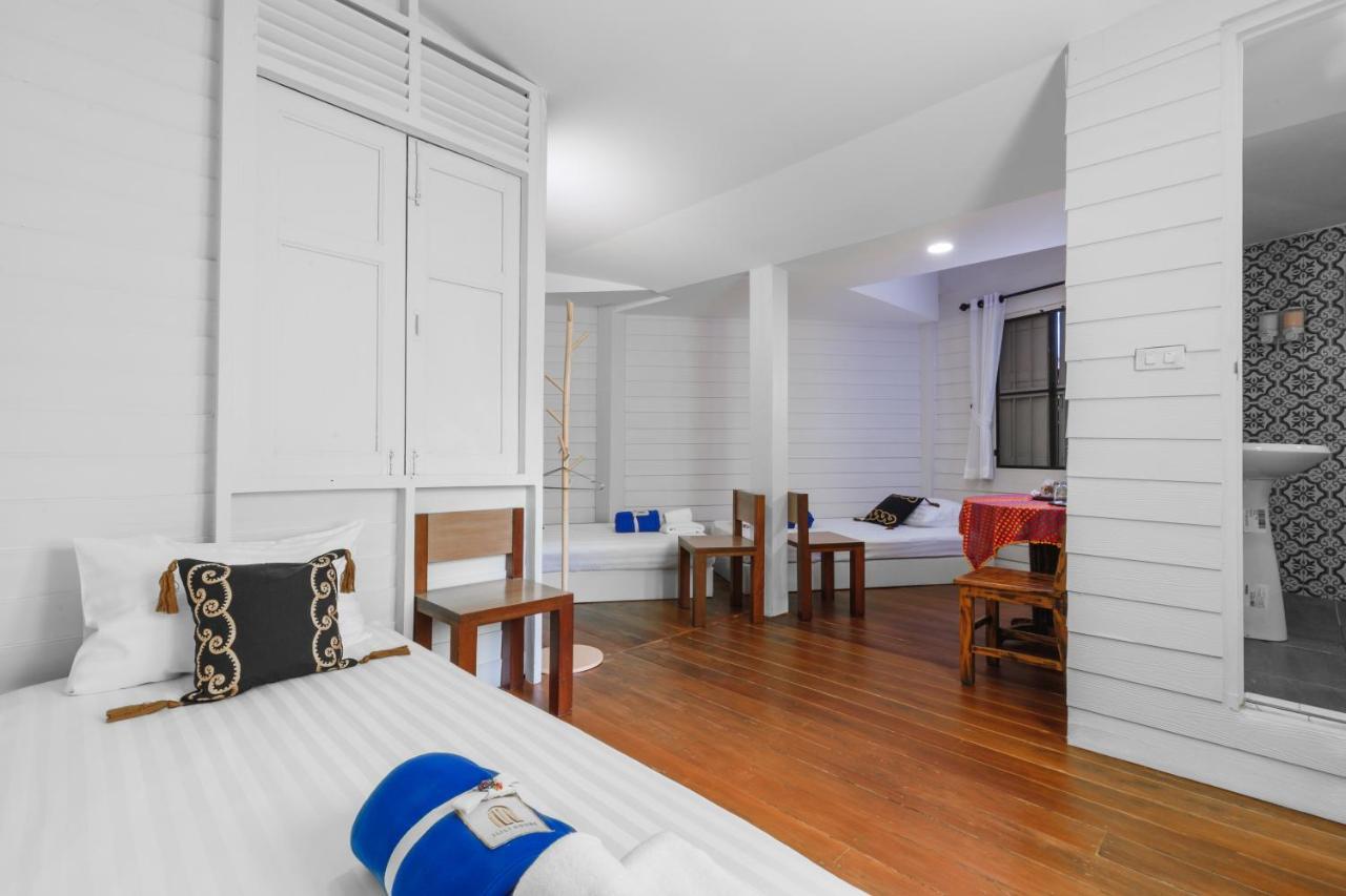 Хостел Ilili House Чиангмай Экстерьер фото